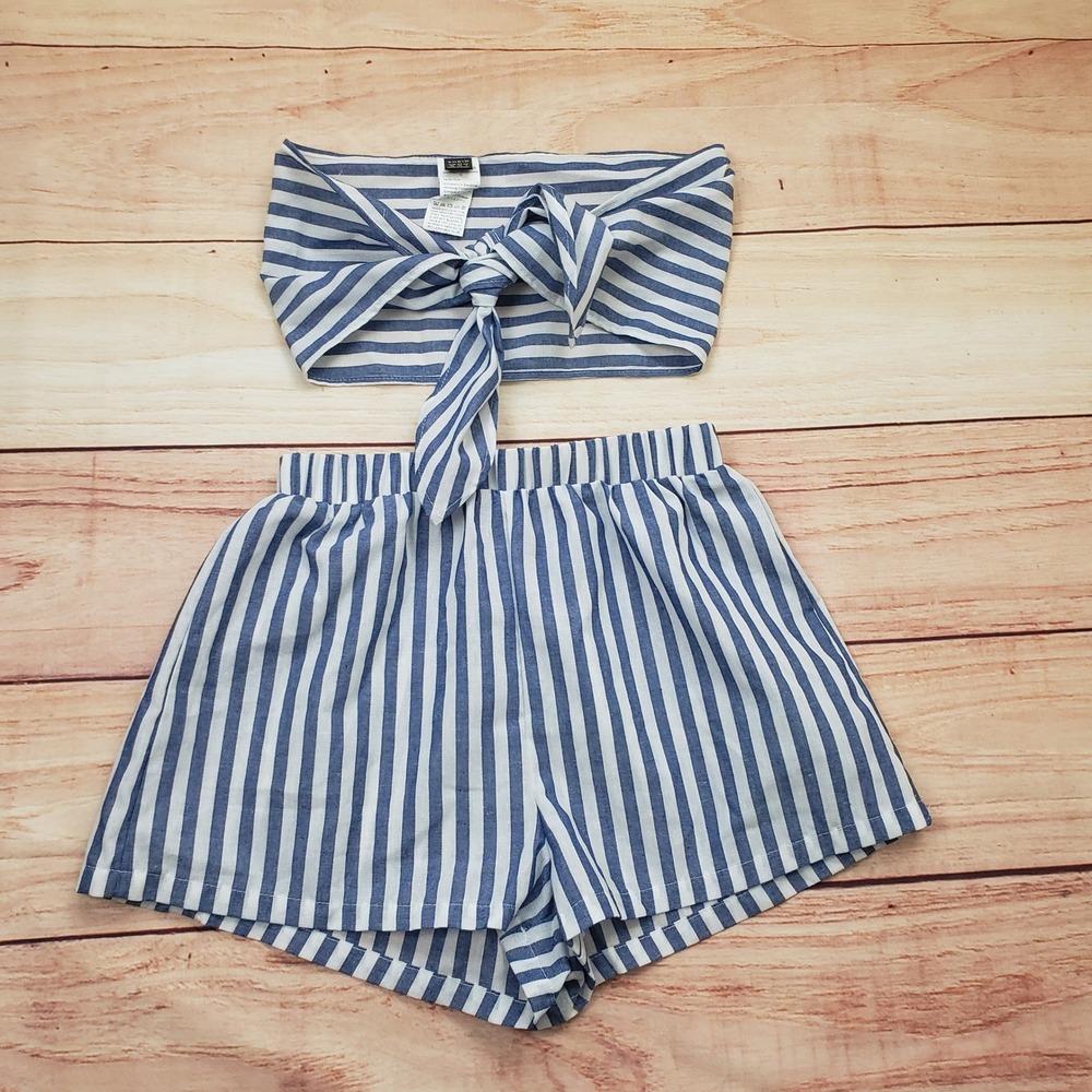 Shein Top Shorts Set Womens XS 2 Blue‎ White Striped Tie Front Bandeau NEW